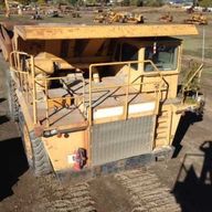Dresser 210M, Haul Truck